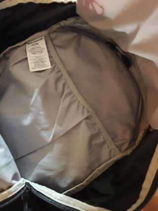 Mochila Salomon Trail Blazer 20 Negra a estrenar