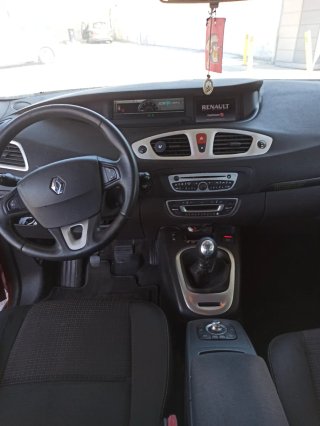 Renault Grand Scenic 2010