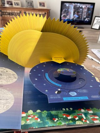 Libro Pop-Up Luna
