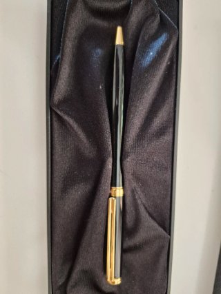 Bolígrafo Montblanc  Noblesse Negro y Dorado