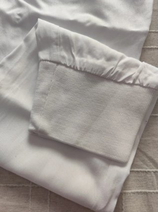 Pantalón blanco verano Inditex chica