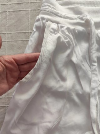 Pantalón blanco verano Inditex chica