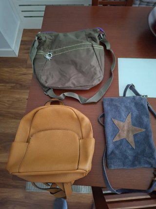 Bolsos. Se pueden vender por separado