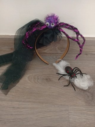 Diadema araña niña y araña
