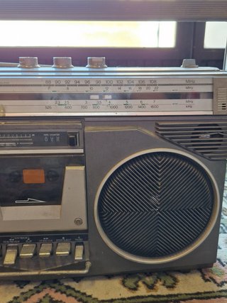 Radio Cassette AIWA Vintage Gris/Plata