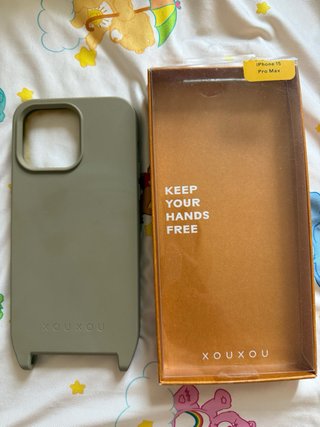 Funda XOUXOU iPhone 15 Pro Max con Cuerda