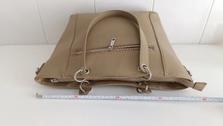 URGE...Bolso Misaco Beige NUEVO A ESTRENAR