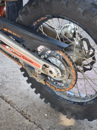 KTM 690 Enduro R Naranja/Blanca