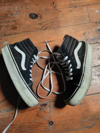 Zapatillas Vans SK8-Hi Negras y Blancas