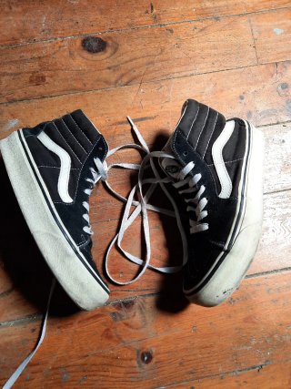 Zapatillas Vans SK8-Hi Negras y Blancas