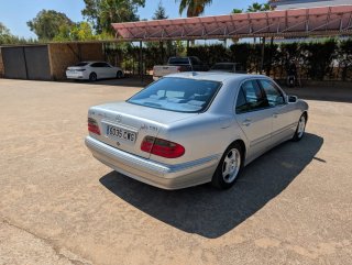 Mercedes-Benz Clase E 2001