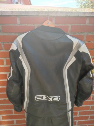 Mono de cuero AXO para moto, talla 52.