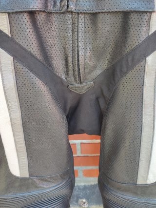 Mono de cuero AXO para moto, talla 52.