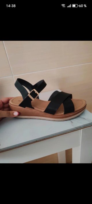 Sandalias negras talla 38