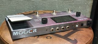 Mooer GE200 Amp Modeling Multiefectos