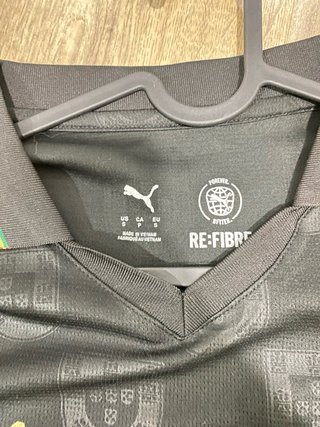 Camiseta Portugal Puma Negra y Dorada
