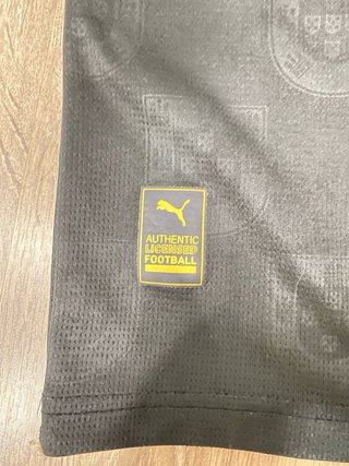 Camiseta Portugal Puma Negra y Dorada