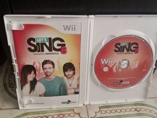 Lote 2 Juegos Wii: 40 Principales y Let's Sing 8
