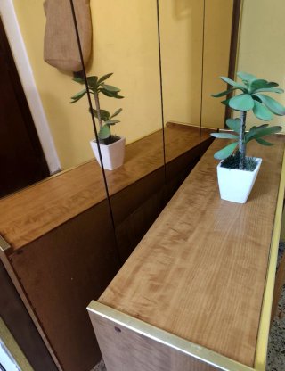 URGE VENDER Armario de entrada con espejo antiguo