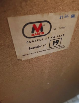 URGE VENDER Armario de entrada con espejo antiguo