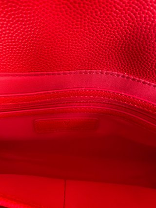 Bolso de mano Valentino rojo con cadena