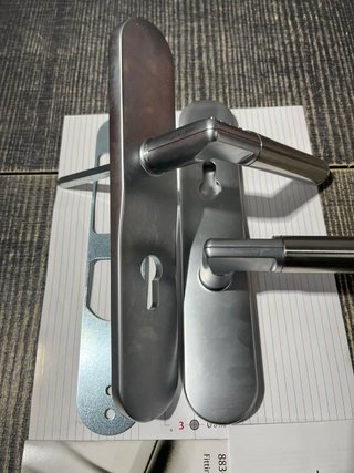 Manilla de puerta Vachette con código electrónico