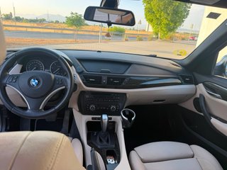 BMW X1 2011