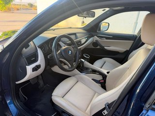 BMW X1 2011
