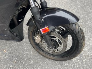 Honda VFR 750F Negra y Beige moto sin garantía