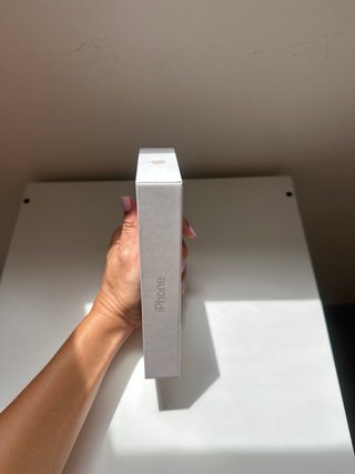 Caja iPhone 14 256 GB