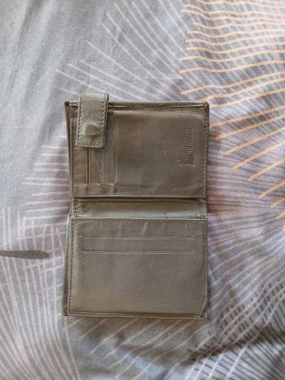 Cartera de Piel Genuina Negra