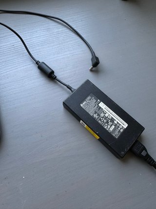 Acer Nitro V15 RTX 4060 8GB