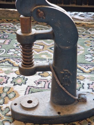 Remachadora Vintage Industrial