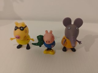 Lote Figuras Peppa Pig con Escenario