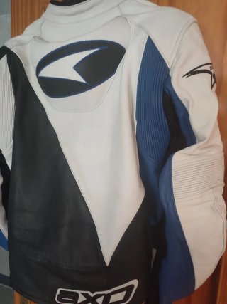 Mono de cuero AXO Racing Talla 54