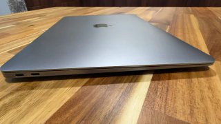 MacBook Air 13” 2020 i3 | 8GB RAM | 256GB SSD