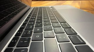 MacBook Air 13” 2020 i3 | 8GB RAM | 256GB SSD
