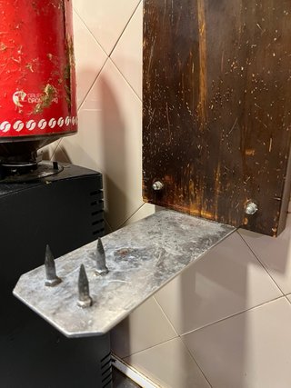 Jamonero de pared madera y metal