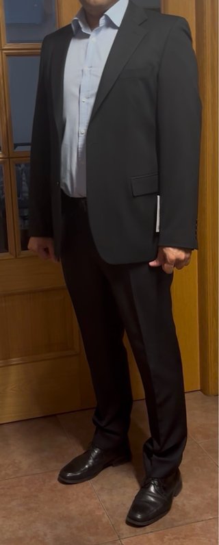 Traje negro completo nuevo con etiquetas