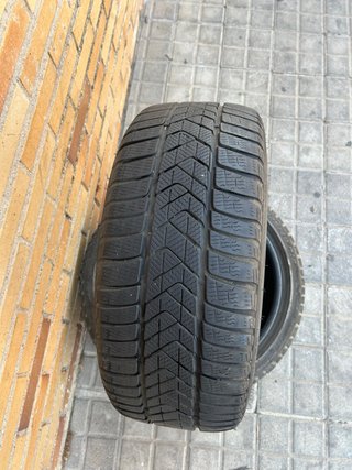 Neumáticos 225/40R18