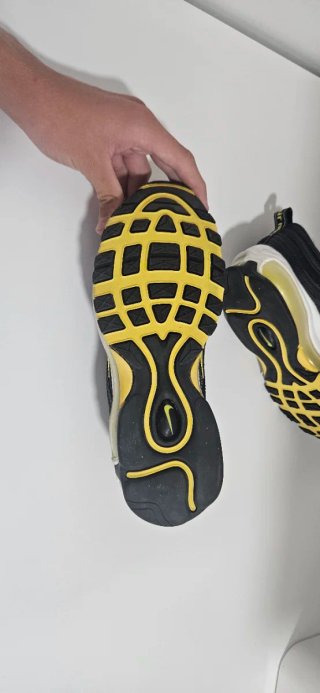 Deportivos Nike Air Max 97 Negro/Amarillo