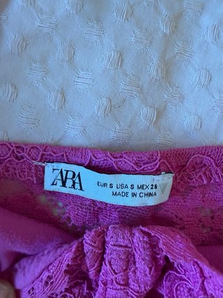 Top corset encaje rosa Zara
