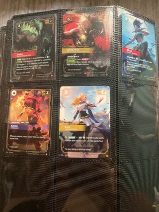 Lote de cartas de Riftbound