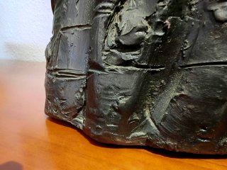 Escultura "Menina con pañuelo" M. Duque (Urregui)