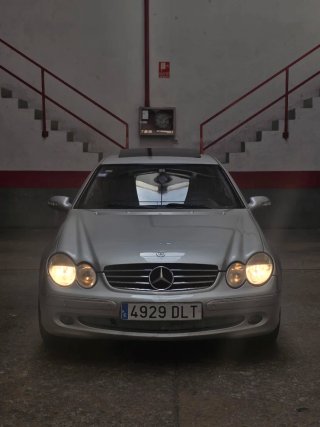 Mercedes-Benz  CLK 2005