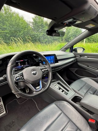Volkswagen Golf 8R AKRA TECHO