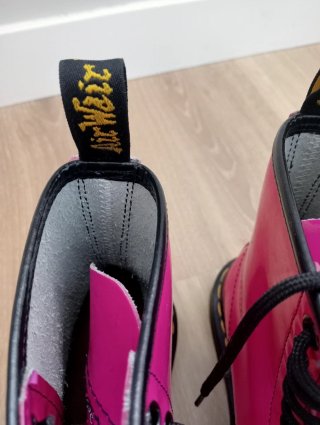 Botas Dr. Martens charol fucsia Talla 38