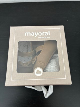 Zapatos Mayoral bebé talla 16