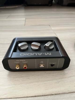 Interfaz de Audio M-Audio Fast Track