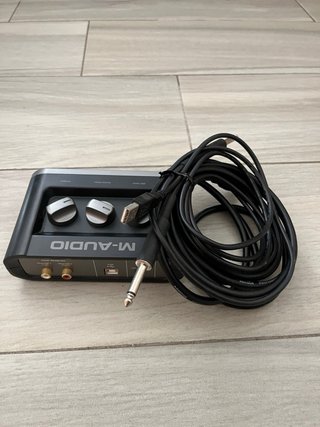 Interfaz de Audio M-Audio Fast Track